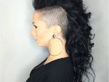 Long Curly Mohawk Hairstyles De 25 Bedste Idéer Inden for Mohawks På Pinterest