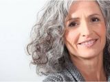Long Hairstyles for 60 Year Old Woman Voici 60 Conseils De Femmes âgées De 60 Ans Aux Jeunes