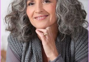 Long Hairstyles for Over 50 Yrs Old Long Hairstyles for Women Over 50 Years Old