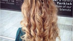 Long Hairstyles Half Updos Easy 31 Gorgeous Half Up Half Down Hairstyles Hair Pinterest