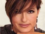 Mariska Hargitay Short Bob Haircut Celebrities with Short Blonde Hair