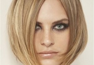 Medium Bobbed Haircuts Layered Medium Layered Bob Hairstyles for Women