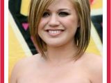 Medium Length Hairstyles for Heavy Women 20 Cool Hairstyles for Fat Women Hair and Makeup