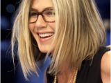 Medium Length Hairstyles Jennifer Aniston Hairstyles for Women Over 40 Hair Pinterest