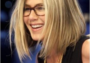 Medium Length Hairstyles Jennifer Aniston Hairstyles for Women Over 40 Hair Pinterest