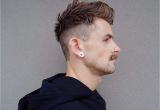 Men S Disconnected Haircuts the Disconnected Undercut Hairstyle Mixes Long and Short