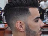 Mens Hairstyles Definitions Trendy Short Haircut All that S Missing Here is A Highly Defined