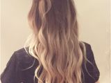 Messy Half Updo Hairstyles Long Wavy Half Up Half Down Style Pinterest