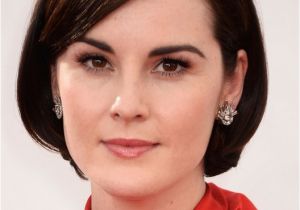 Michelle Dockery Bob Haircut Michelle Dockery Chic Short Bob Haircut with Bangs