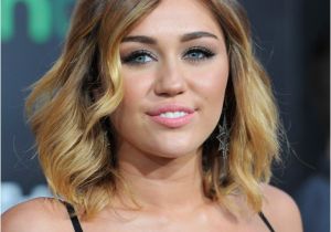 Miley Cyrus Bob Haircut Ombre Bob Hairstyle Miley Cyrus Medium Ombre Wavy