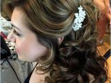 Mother Of Bride Hairstyles Half Up 50 Ravishing Mother Of the Bride Hairstyles Wedding