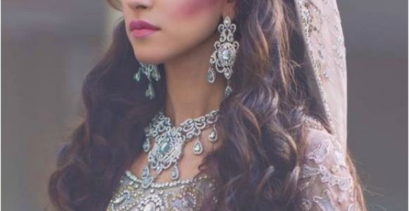 Open Hair Hairstyles for Wedding 20 Latest Indian Bridal Hairstyles Easyday