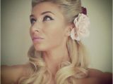 Pin Up Girl Wedding Hairstyles Vintage Pin Up Hairstyle Glamour Pinterest