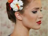 Pin Up Hairstyles Diy Diy Wedding Hair Diy Retro Roll Updo Wedding Pinterest