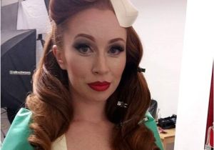 Pin Up Hairstyles for Long Curly Hair 40 Pin Up Hairstyles for the Vintage Loving Girl