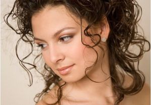 Pin Up Hairstyles for Long Curly Hair Curly Pin Up Hairstyles