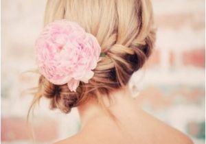 Pretty Hairstyles for A Wedding 5 Fantastic Beach Wedding Hairstyles with Flower