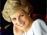 Princess Diana Hairstyle Photos Images Princess Diana Princess Diana Pinterest