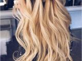 Prom Hairstyles for Long Hair Half Up Half Down 2019 Die Besten Ball Frisuren Egal Ob Hochgesteckt Oder Halboffen Findest