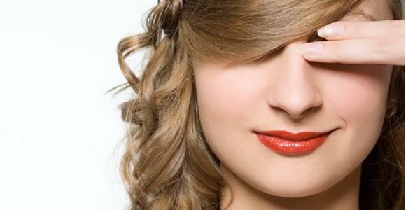 Quick and Easy Hairstyles for Wavy Hair Quick and Easy Hairstyles for Long Curly Hair