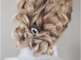 Quick and Easy Wedding Hairstyles 10 Quick and Easy Wedding Hairstyles