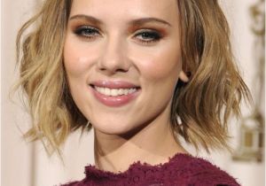 Scarlett Johansson Bob Haircut Celebrity Scarlett Johansson Hair Changes Photos Video