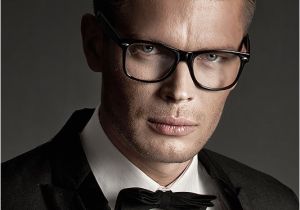 Semi Long Hairstyles for Men 22 that Prove Glasses Make Guys Look Obscenely