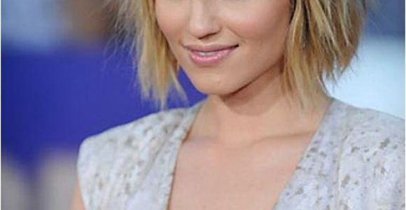 Shaggy Bob Haircut with Bangs Very Short Haircuts with Bangs for Women