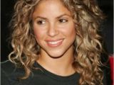 Shakira Curly Hairstyles 20 Hair Cut for Curly Hair