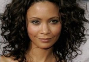 Short Curly Hairstyles for Round Faces 2011 Best Haircuts for Round Faces
