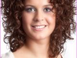 Short Curly Hairstyles for Round Faces 2011 Short Natural Curly Haircuts for Round Faces Stylesstar