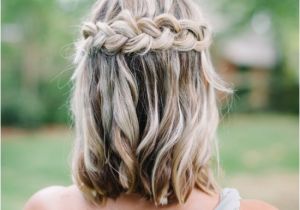 Short Hairstyles for Bridesmaids for A Weddings 30 Bridesmaid Hairstyles Your Friends Will Actually Love