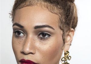 Short Hairstyles In the 90 S 90 S Hip Hop Style Google Search Hair Ideas Pinterest