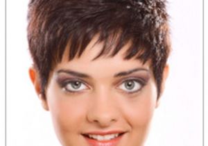 Short Hairstyles that are Easy to Manage Easy to Manage Short Hairstyles for Women