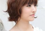 Short Layered Bob Haircut with Bangs asian Hairstyles soft & Casual Wavy Brown Bob Haircut