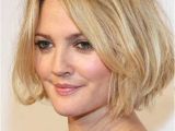 Short Layered Hairstyles for Women with Round Faces 15 Short Layered Haircuts for Round Faces