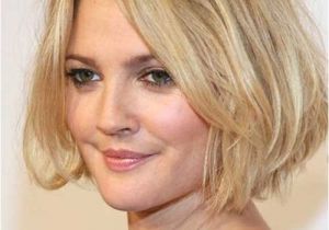 Short Layered Hairstyles for Women with Round Faces 15 Short Layered Haircuts for Round Faces