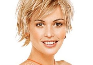 Short Layered Hairstyles for Women with Round Faces Short Layered Haircuts for Round Faces