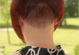 Short Nape Bob Haircut Videos 2010 Aug