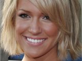 Short Straight Hairstyles for Older Women Short Celebrity Hair Styles and their Old Family