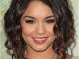 Shoulder Length Curly Hairstyles 35 Medium Length Curly Hair Styles