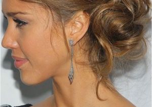 Side Buns Hairstyles Images Chignon Sur Le C´té Fouillis Flou Jessica Alba Side Updo