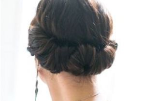 Simple 2 Minute Hairstyles You Only Need 2 Minutes to This Romantic Hairdo Done