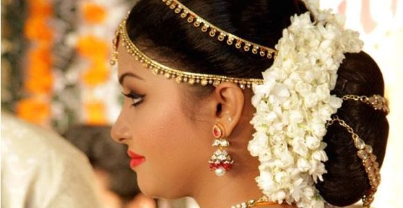 Simple Hairstyles for Indian Wedding Reception Reception Hairstyles How to Nail Your Wedding Look
