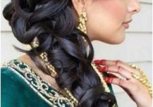 Simple Mehndi Hairstyles 134 Best Mehendi Hairstyles and Looks Images In 2019