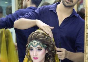 Simple Mehndi Hairstyles Glamorous Mehndi Bridal Makeup by Kashif aslam
