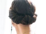 Simple Romantic Hairstyles You Only Need 2 Minutes to This Romantic Hairdo Done