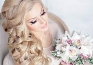 Soft Curls for Wedding Hairstyle Loose Curls Wedding Hair Belle the Magazine