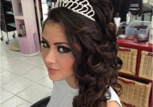 Sweet 16 Hairstyles Half Up Half Down with Tiara Luisa Perez Luisaperez13 On Pinterest