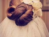 The Knot Hairstyles for Weddings Infinity Knot Wedding Hairstyle for the Bride